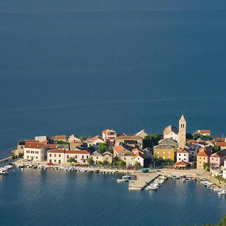 Apartman 1 Bedroom Lovely In *