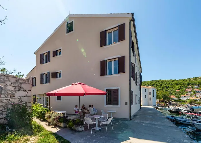 1 Bedroom Lovely In *