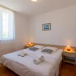 Appartement 1 Bedroom Awesome In