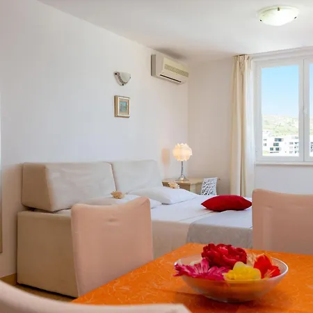 Lejlighed 1 Bedroom Awesome In Vinjerac